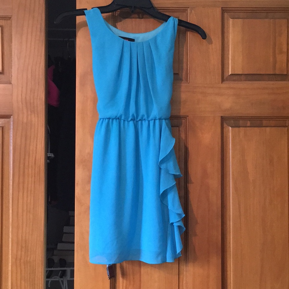 Blue short dress